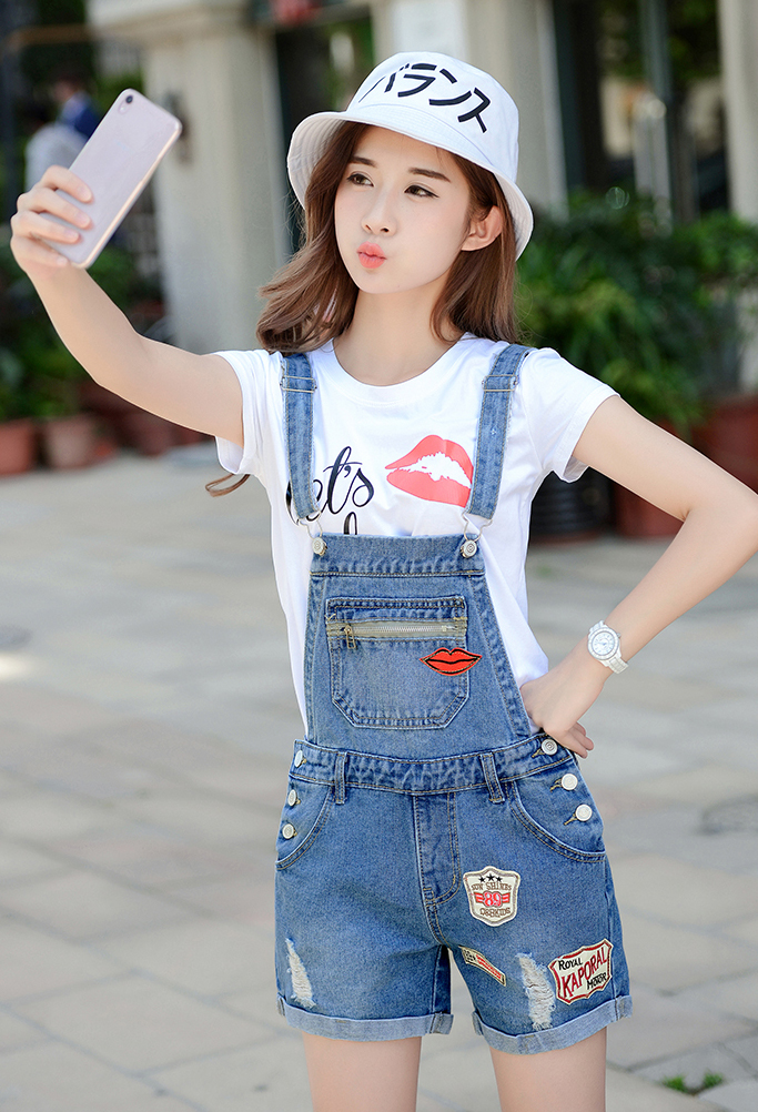 QUẦN YẾM JEAN SHORT 2 DÂY ĐÍNH LOGO